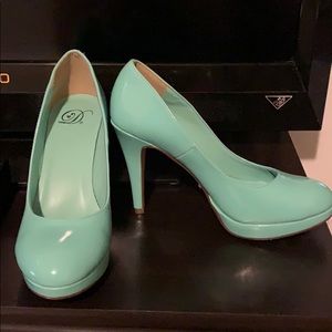 Teal pumps